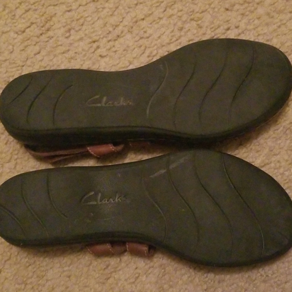 Sandal - Picture 3 of 3
